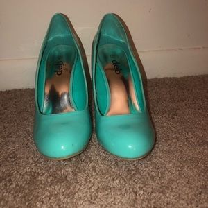 Teal Heels